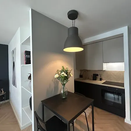 Apartment Eve Witawa *